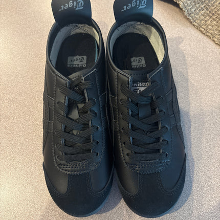 ONITSUKA tiger tennis shoes