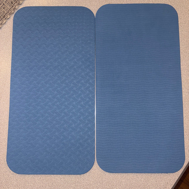 Small cat two pack cleaning mat