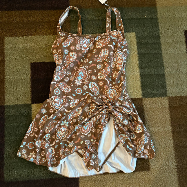 Full piece bathing suit