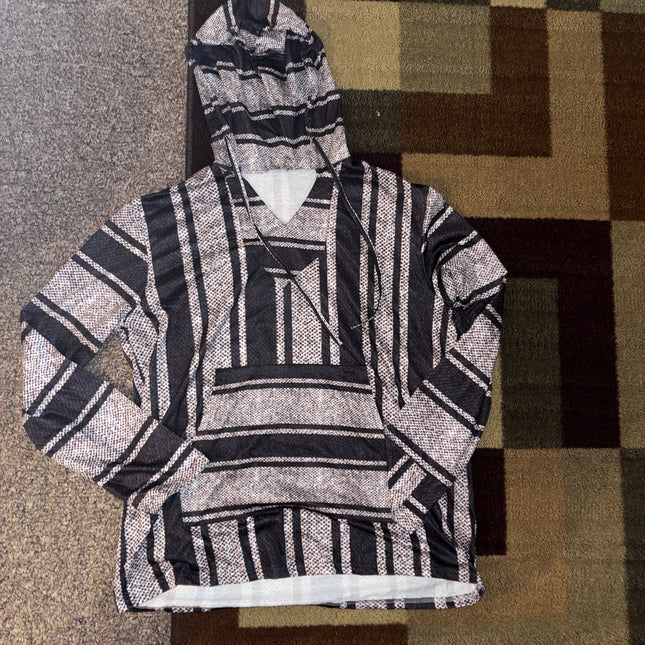 Hooded shirt